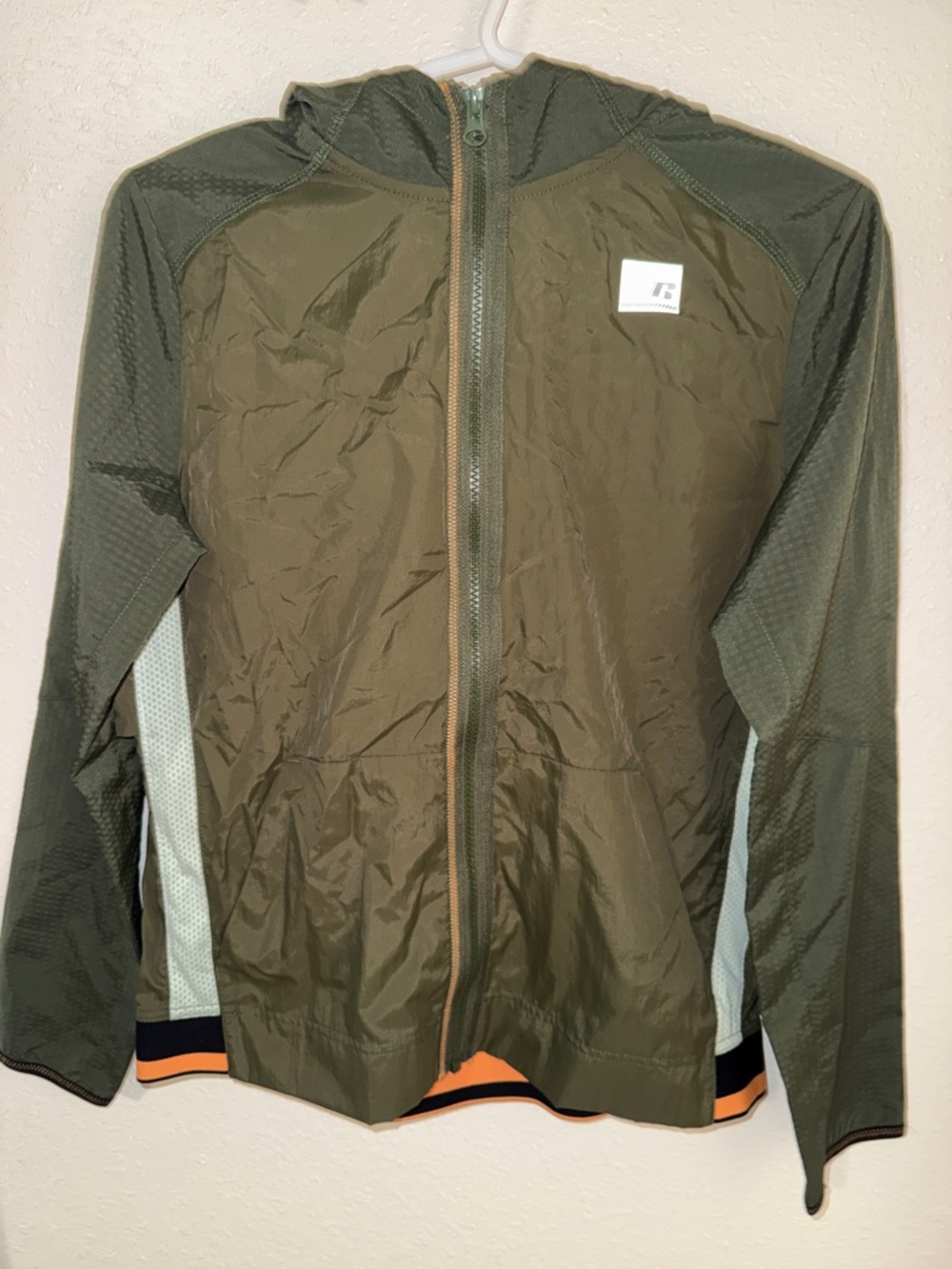 🧡15 for $20🧡 
Russell Olive Green Athletic Lightweight Jacket| XL